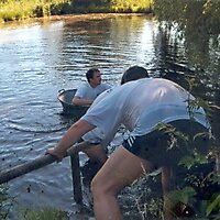 gibt es nicht nur in Schwarzenbach: Badewannenrennen