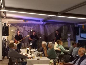 Auftritt Tiroler Hof 6